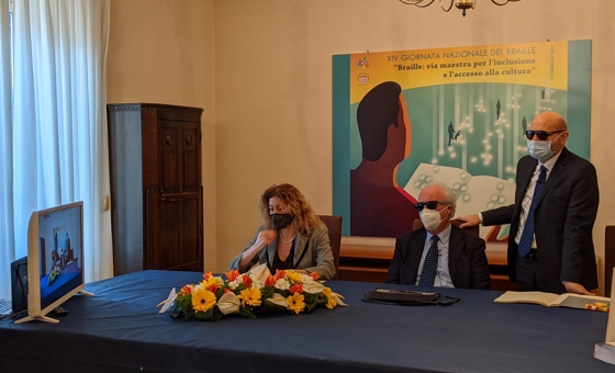 Il Ministro insieme al Presidente di UICI, Mario Barbuto