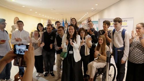 Foto di gruppo con Ministro Locatelli