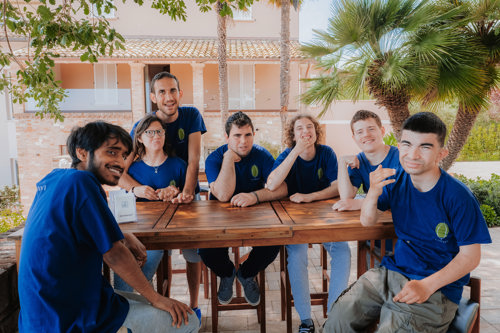 I ragazzi di Openhouse: attorno alle attività della cooperativa ruotano una quindicina di ragazzi